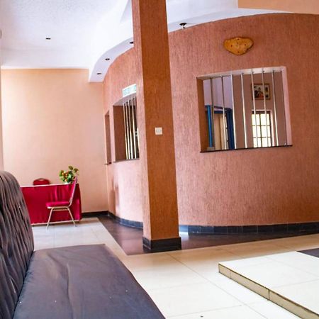 Deka Hotel Ngara Equity Nairobi Zewnętrze zdjęcie