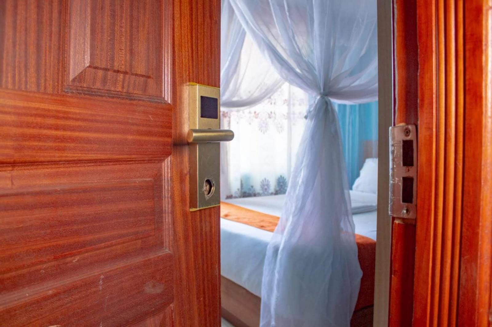 Deka Hotel Ngara Equity Nairobi Zewnętrze zdjęcie